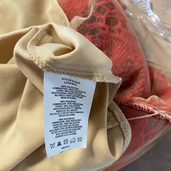 Betsy & Adam Red Lace Formal Dress, SIZE 2 - Picture 8 of 8